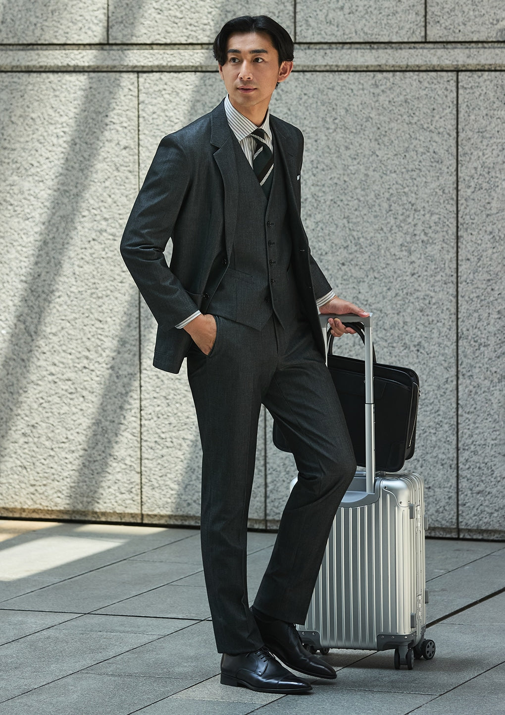 Super免熨烫 纯棉宽领条纹衬衫 - 米色_12