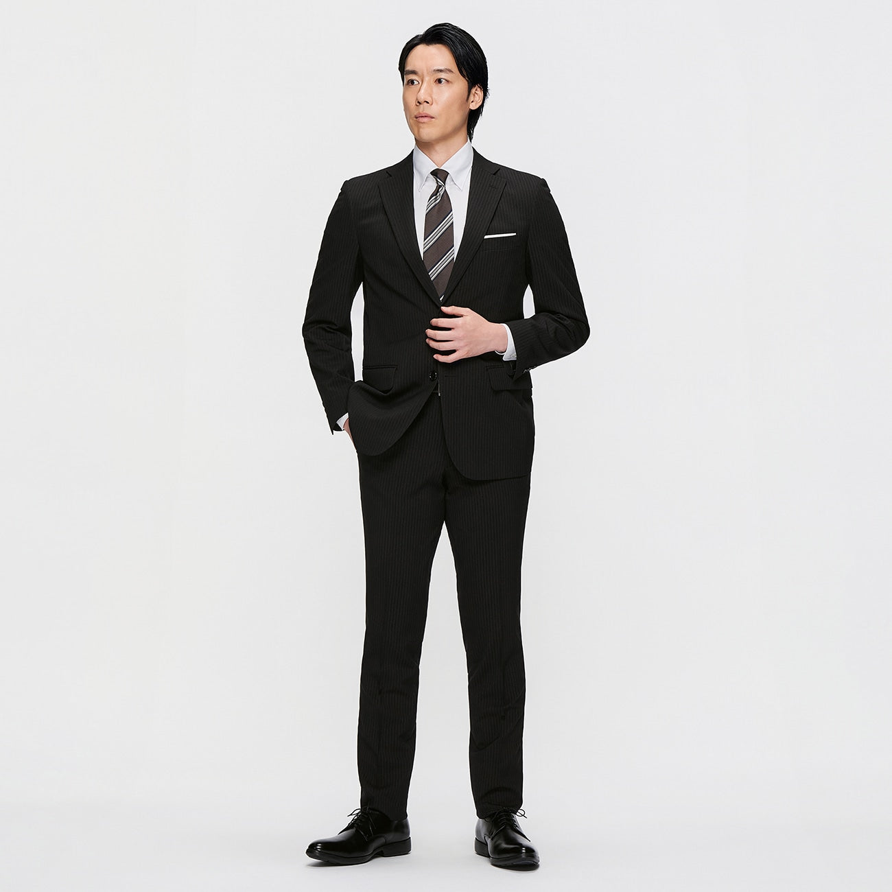 可機洗修身條紋西裝 - 黑色_02