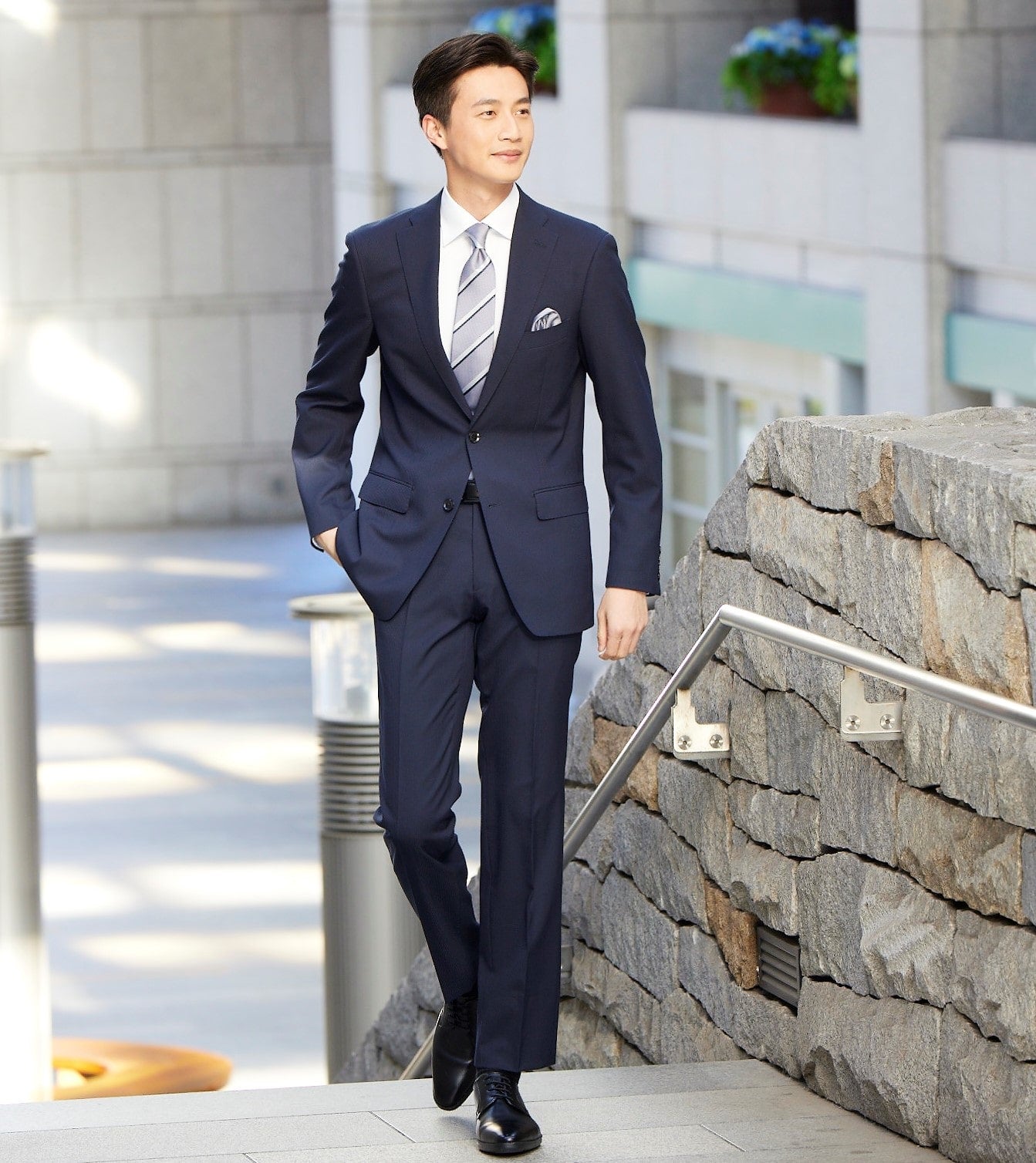 Premium Stretch Shadow Stripe Slim Suit - Navy_02