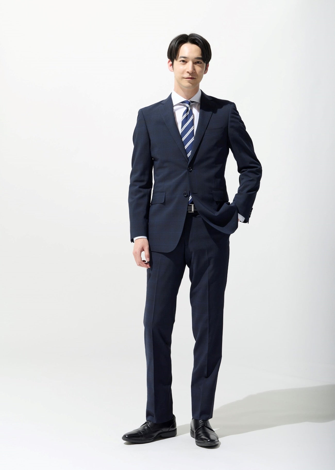 Aircool Two-pants Washable Check British Slim Fit Suit - Navy_02