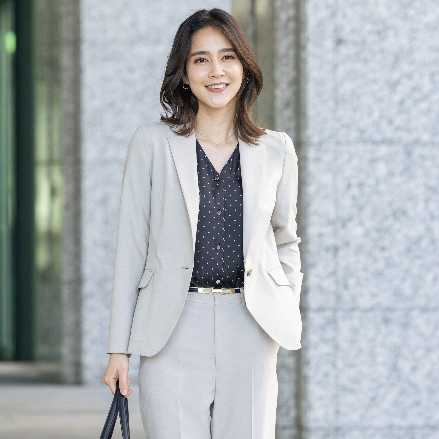 RIRANCHA Stretch Tailored Jacket - Beige_01