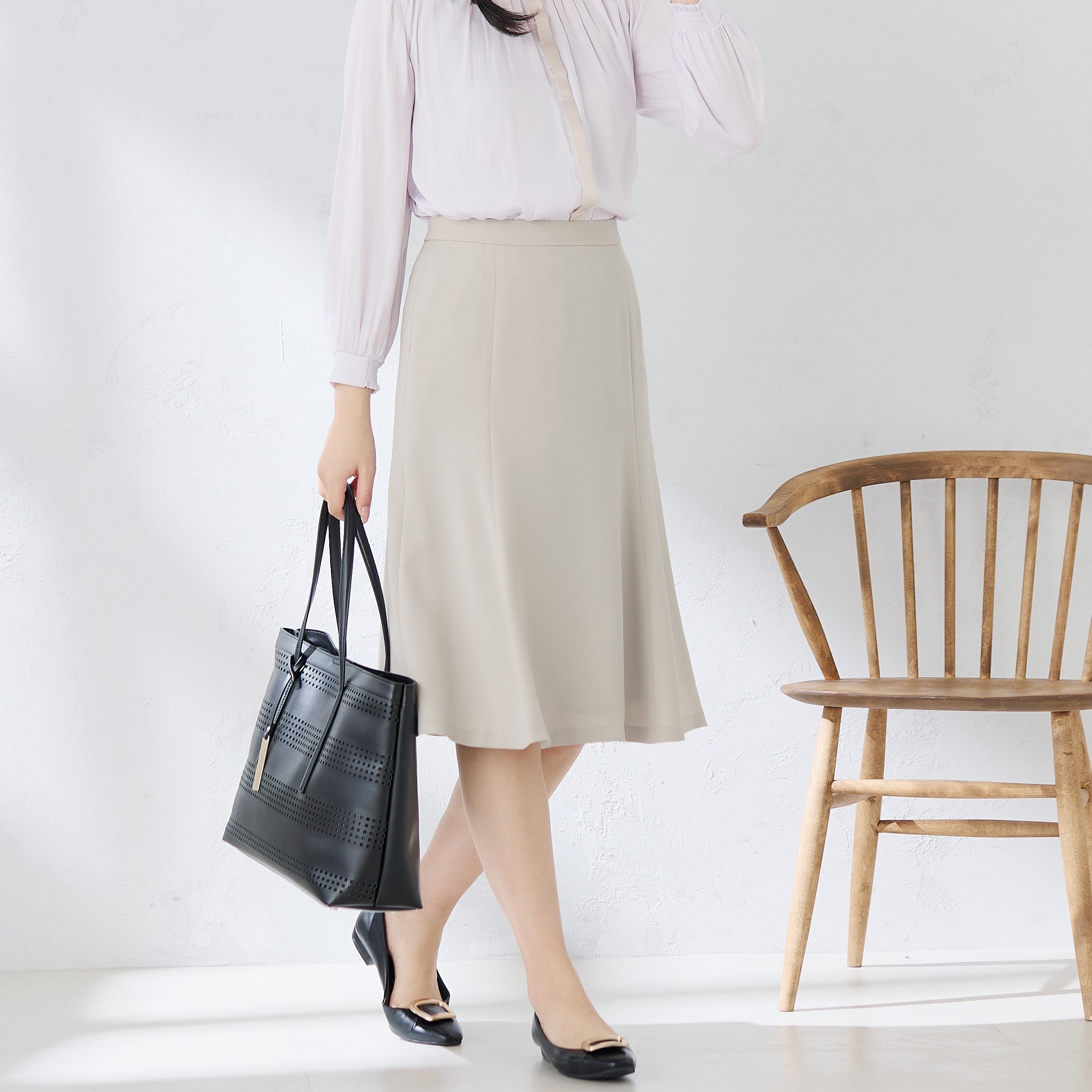 Powdery Stretch Flare Skirt - Beige_01