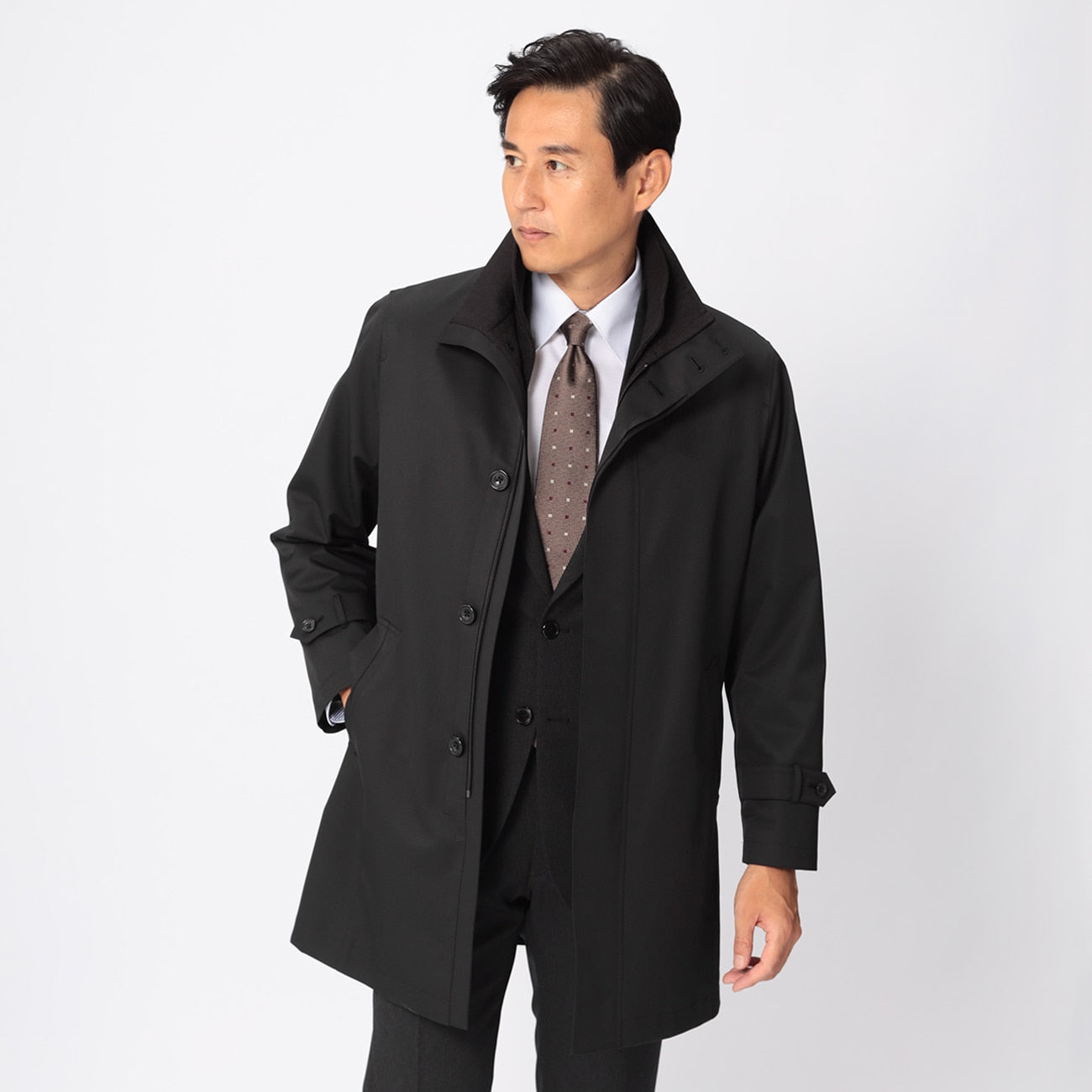 Water Repellent Stretch Lightweight Black Coat_01