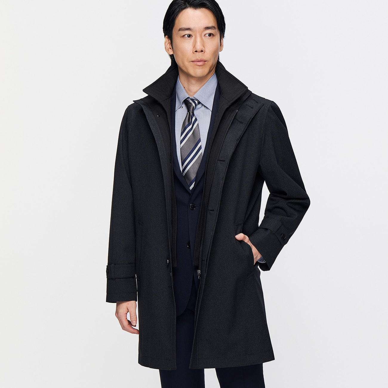 Lightweight All-Weather Thermal Slim Fit Coat_02
