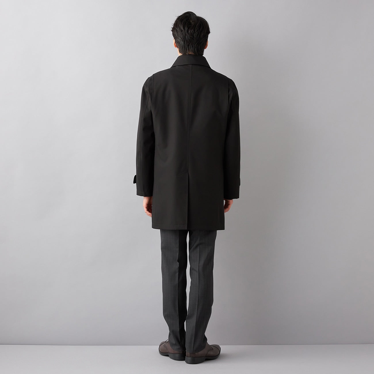 保暖拨水弹力防风翻立领 大衣 - 黑色_04