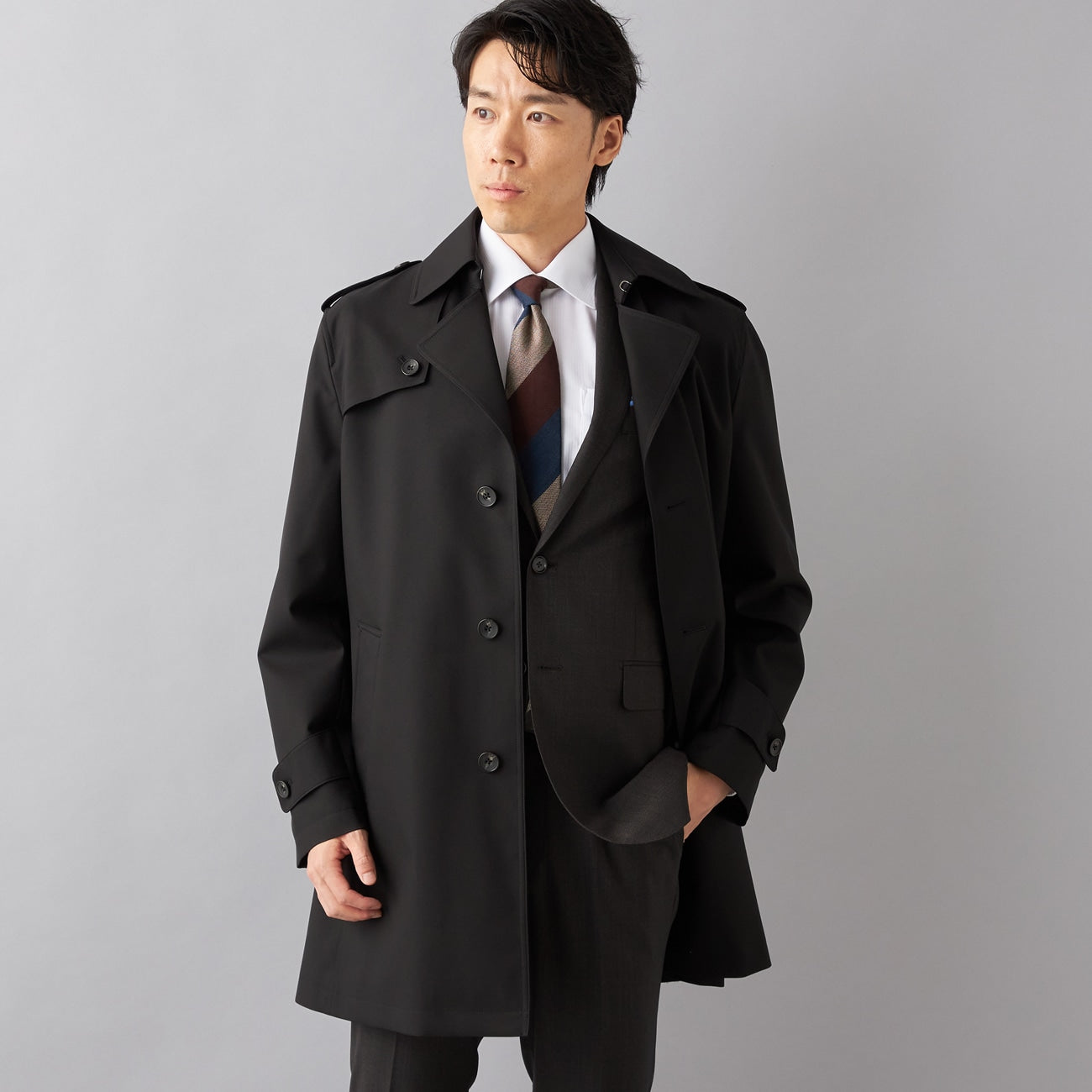 Water Repellent Stretch Lightweight Black Trench Coat_01