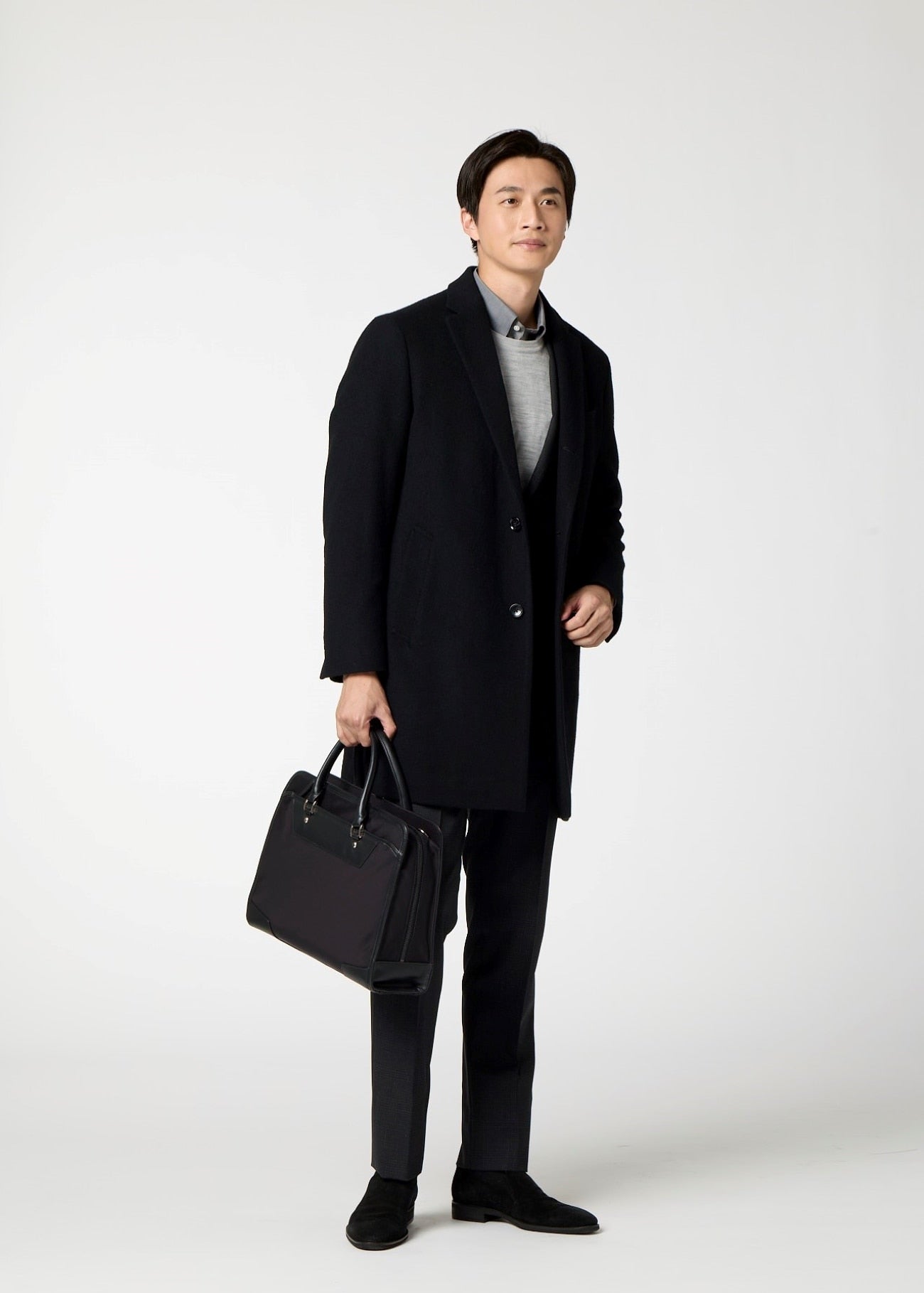 Japanese-Fabric Cashmere Blend Chesterfield Coat - Black_02