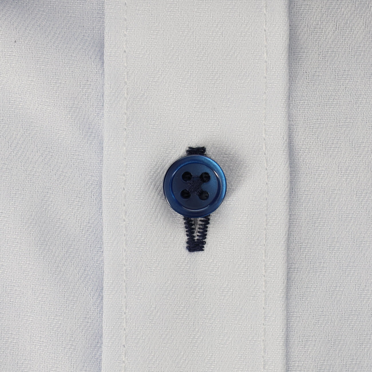 Form-stable Antimicrobial Button-down Short Sleeve Shirt - Blue_02