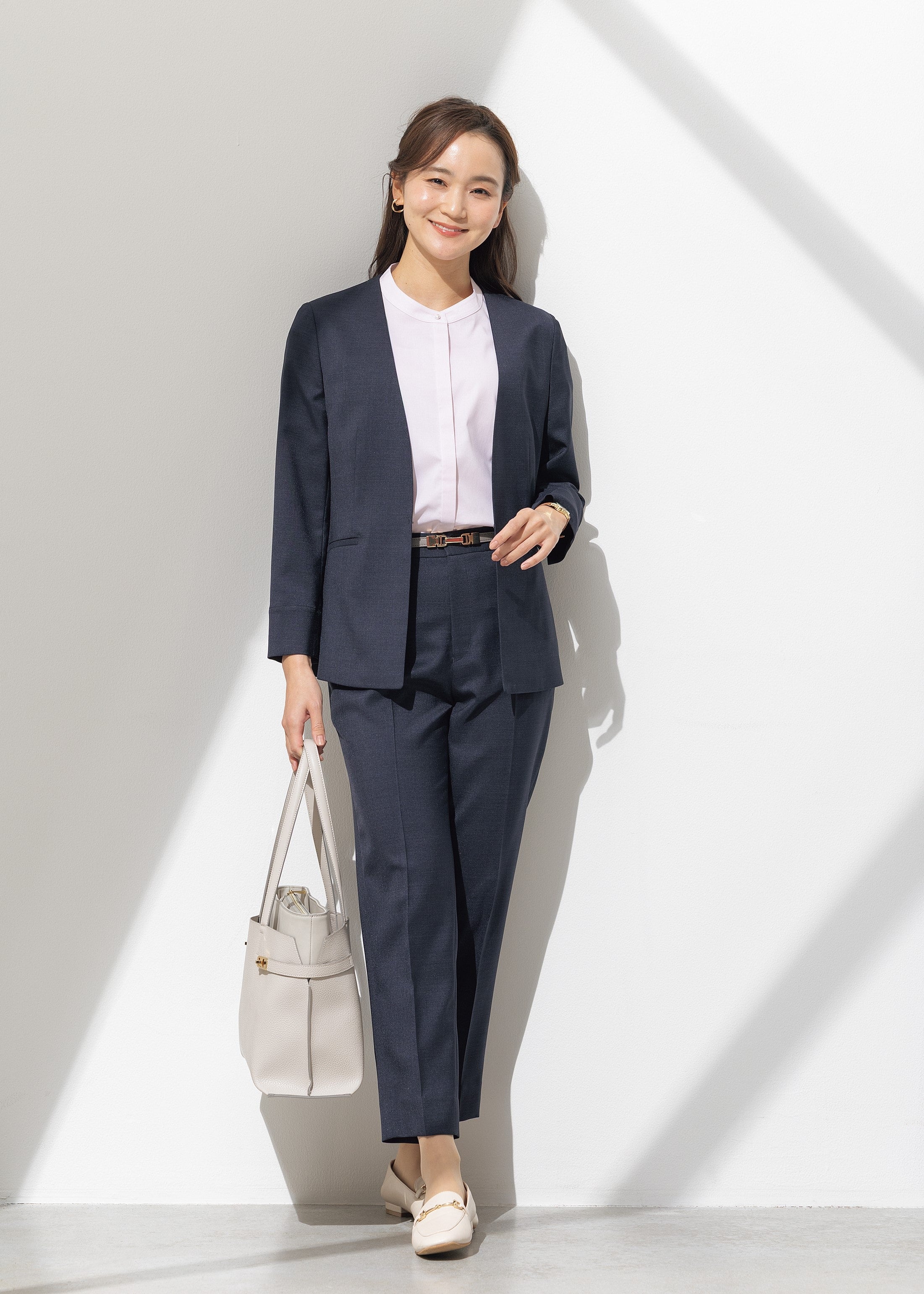 Linen-like Cropped Pants - Navy_03