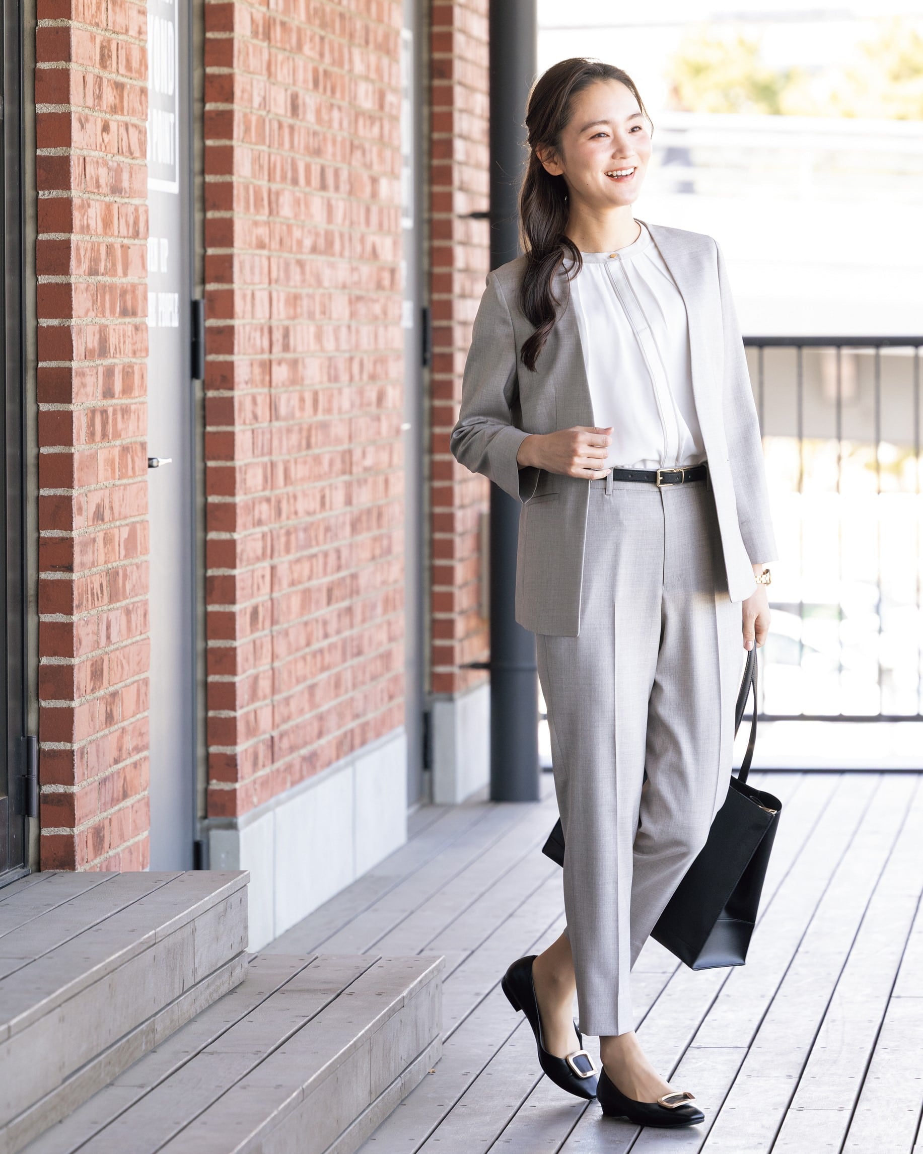 Linen-like Cropped Pants - Beige_02