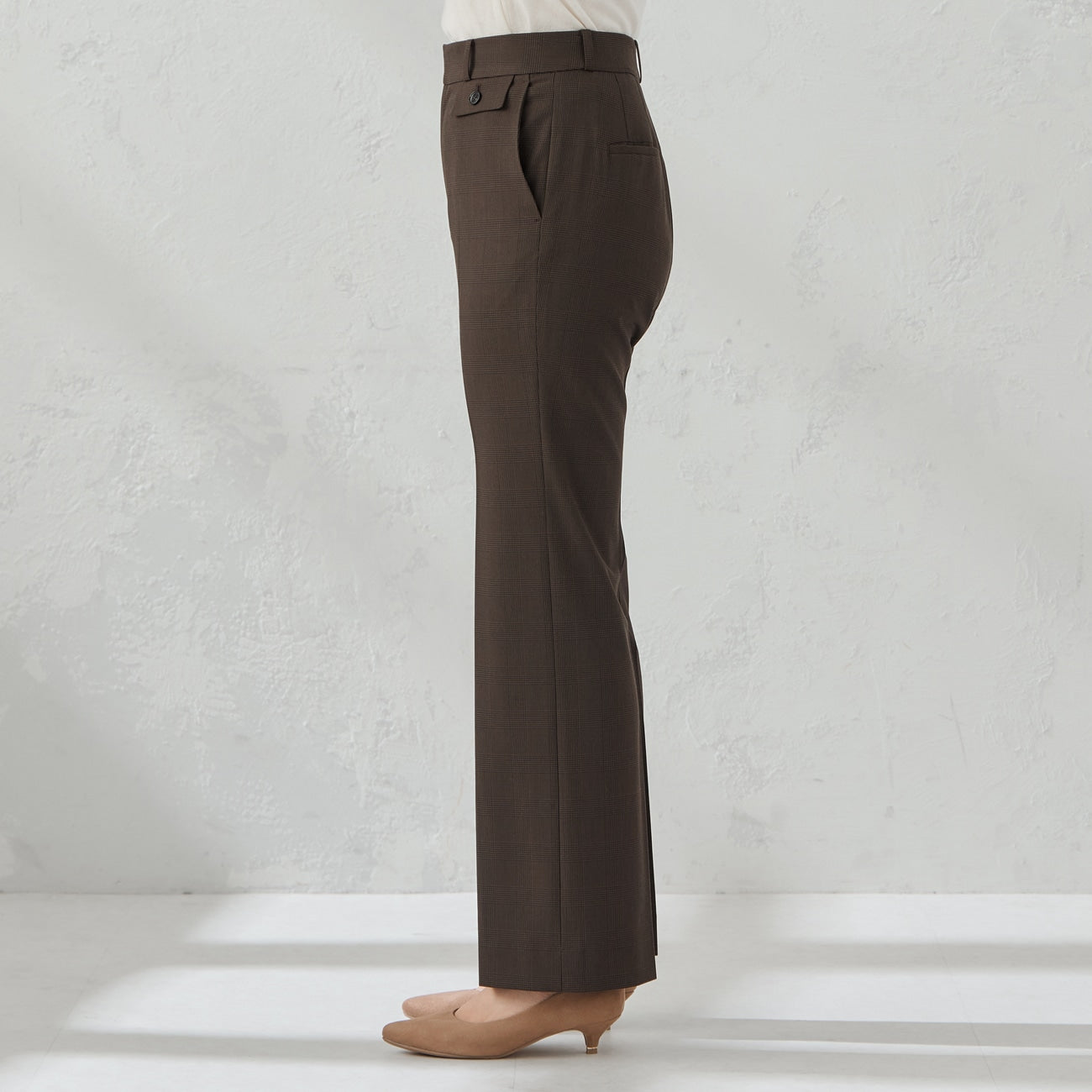弹力格纹喇叭裤 - Brown_05