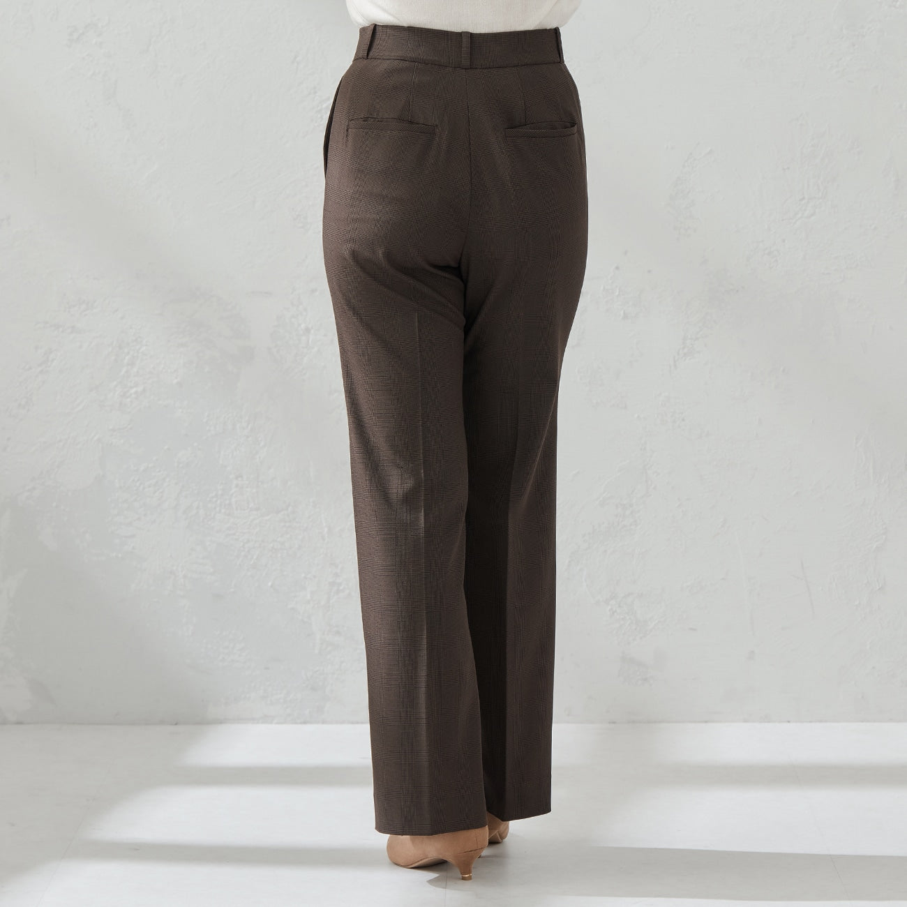 弹力格纹喇叭裤 - Brown_06