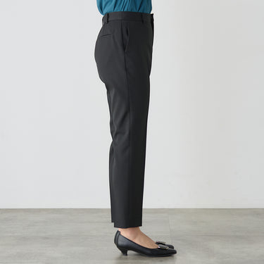 Smart Silhouette Black Pants_07