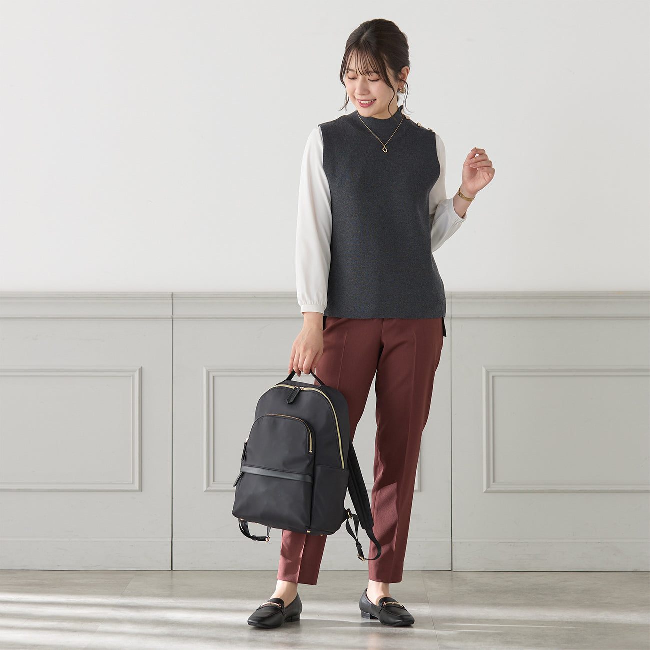 Smart Silhouette Wine Red Pants_03