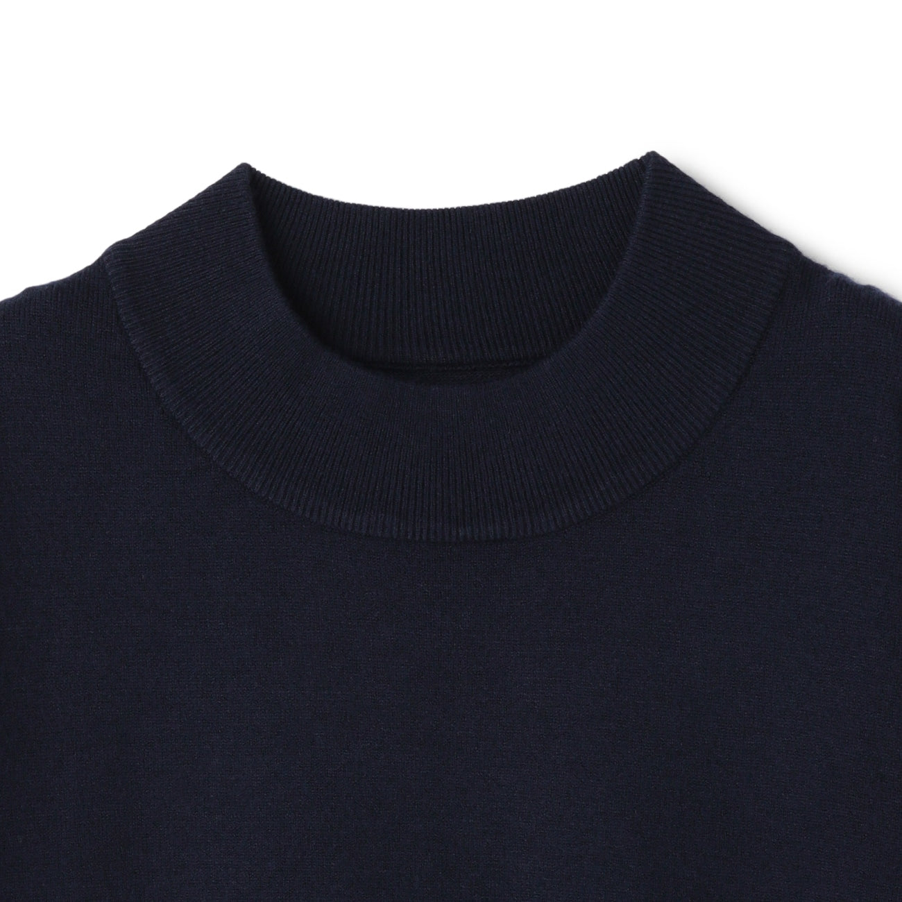 Mock Neck Sweater_03