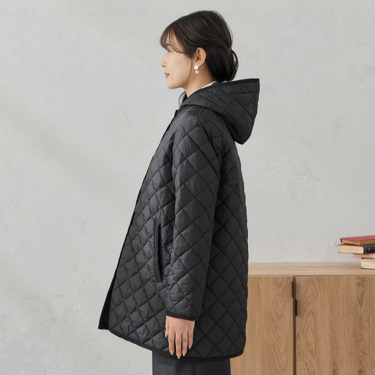 轻量款式保暖中长款绗缝大衣_14