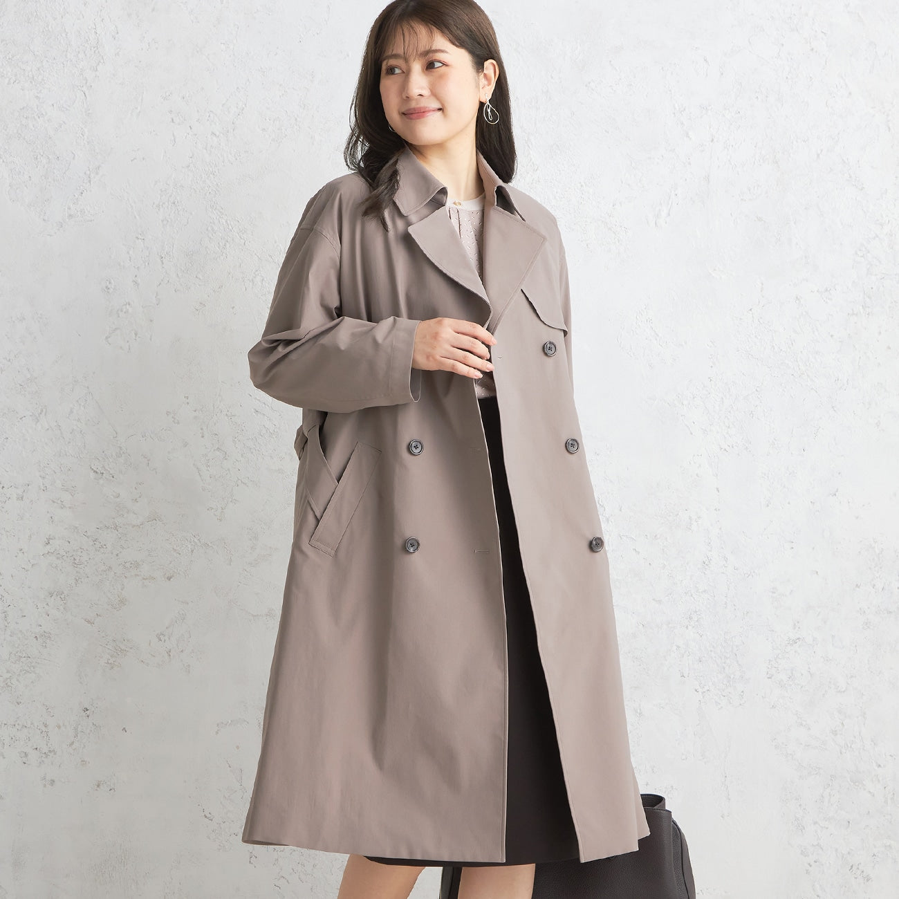 Lightweight Mocha Beige Oversized Trench Coat_01