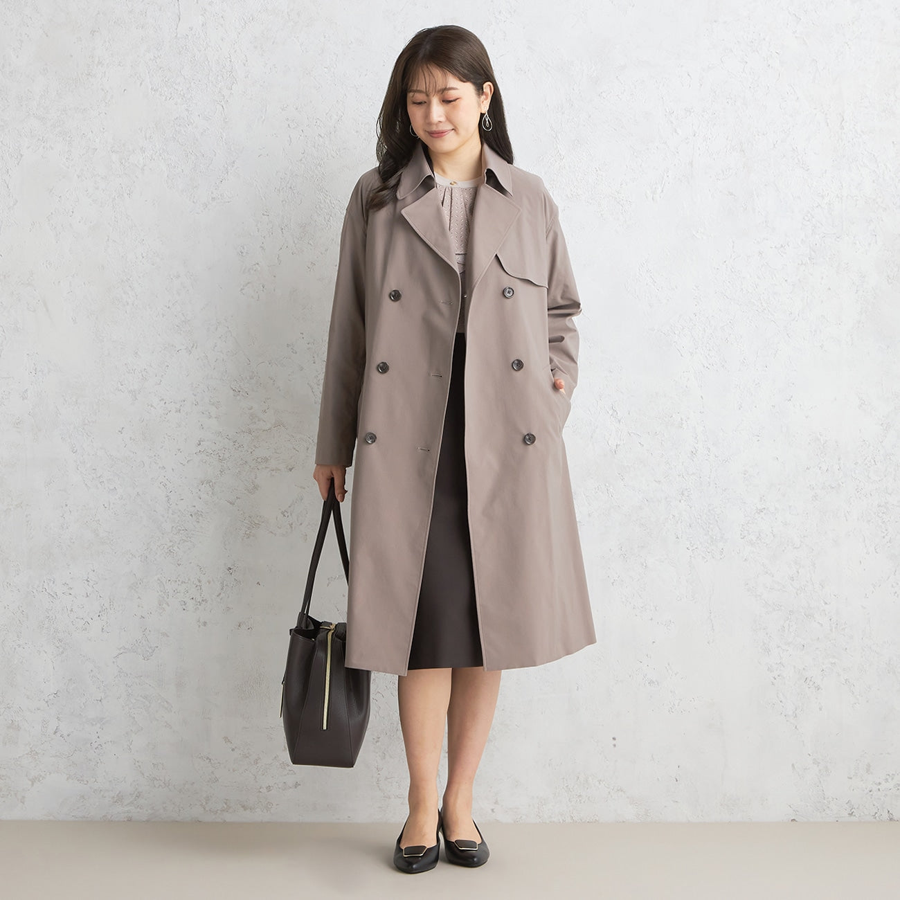 Lightweight Mocha Beige Oversized Trench Coat