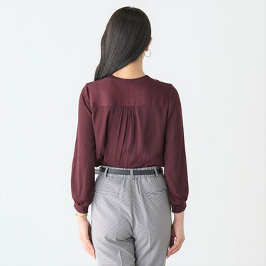 Split-fiber Tucked Blouse_07