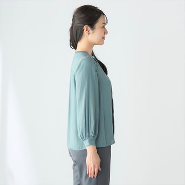 Split-fiber Tucked Blouse_16