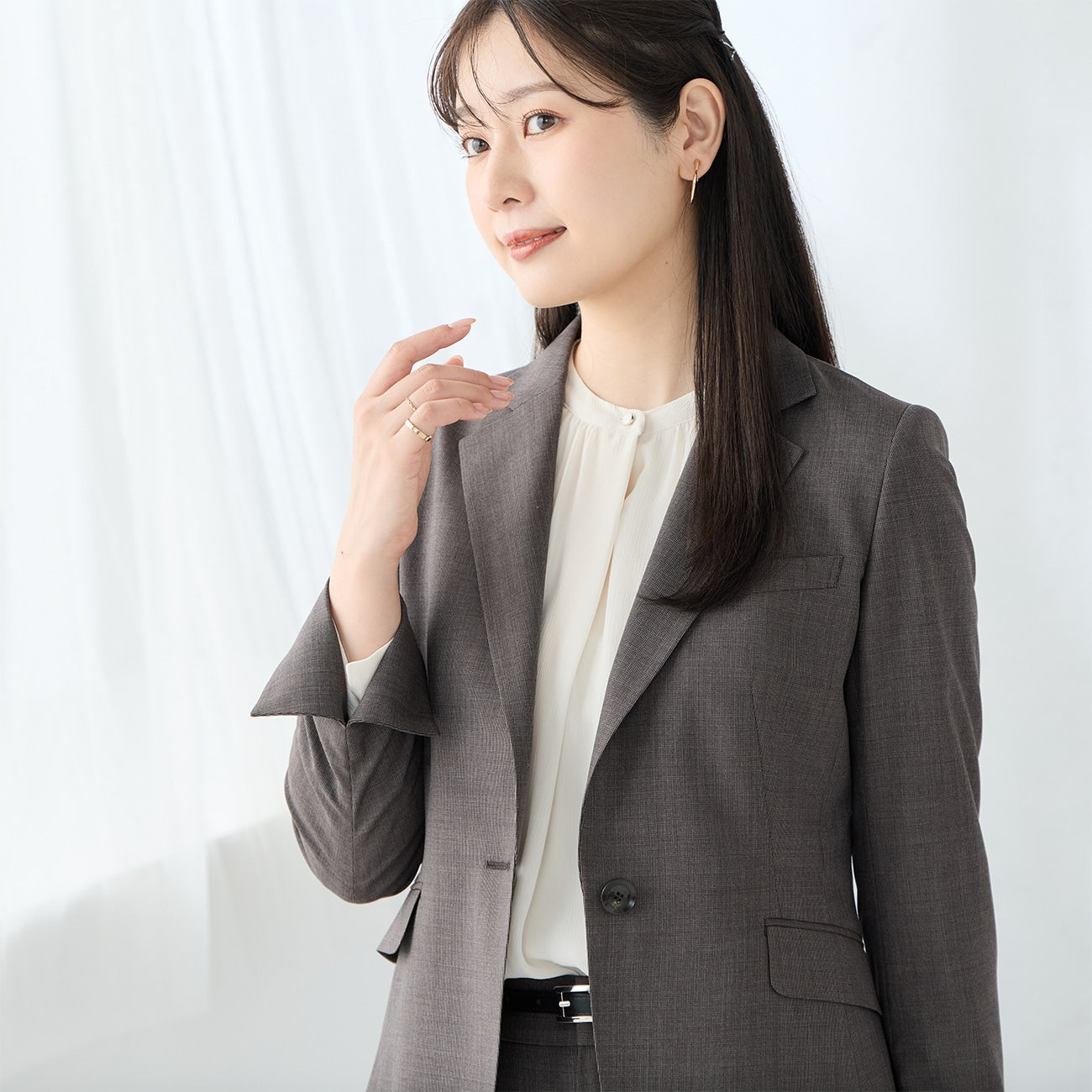 绉褶袖上衣_07