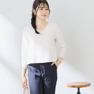 V-neck Layered Blouse_18