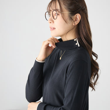 Contrast Color Turtleneck Knit_35