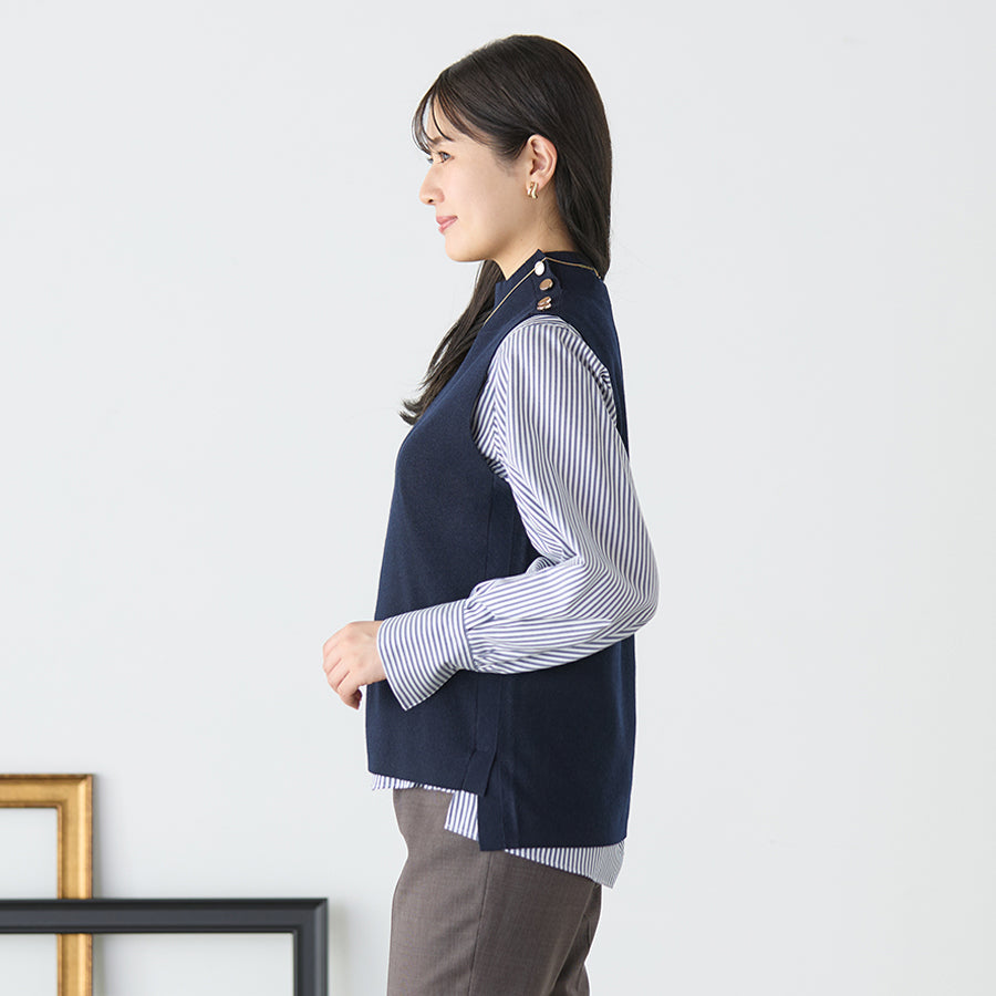 Knit Vest with Metal Buttons_04