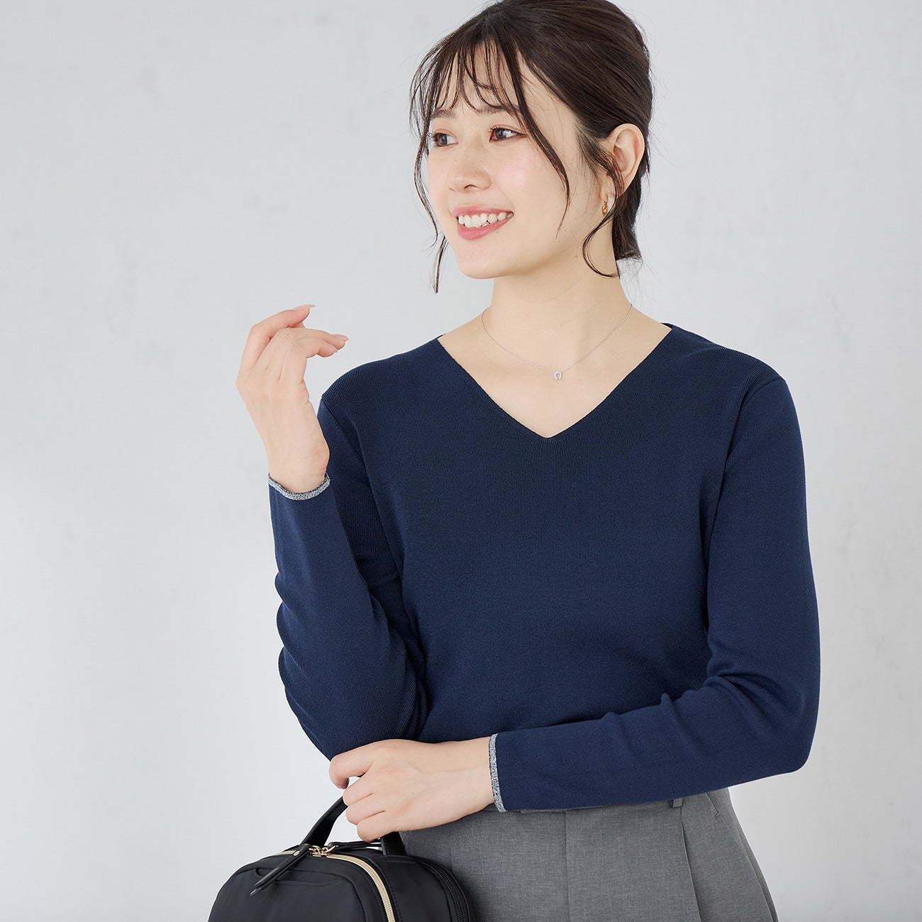 V-Neck Lame Knit Top_03