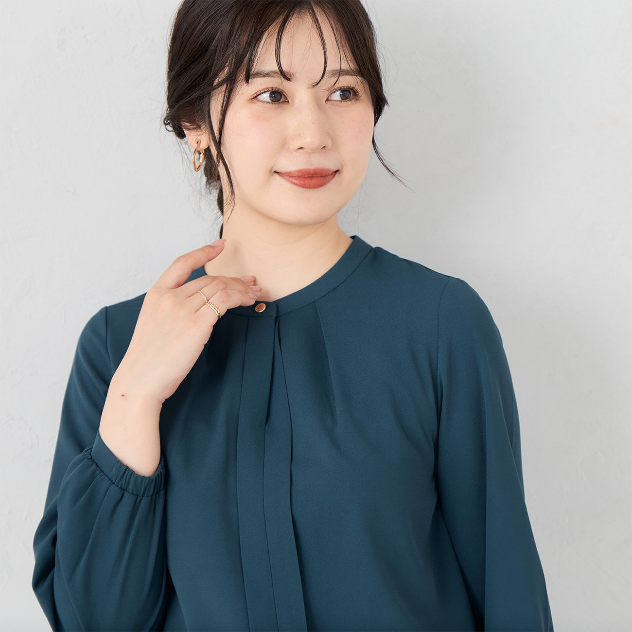 双向褶裥上衣_19