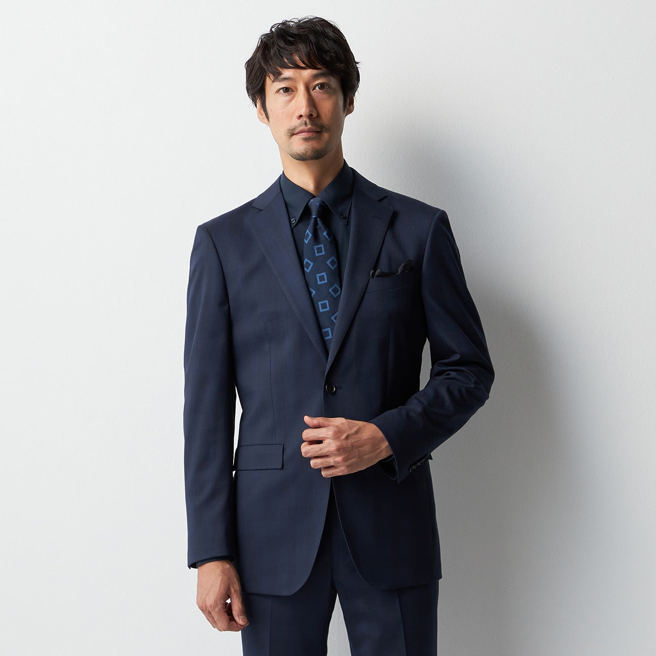 Wool Blend Glen-Plaid Suit - Navy_16
