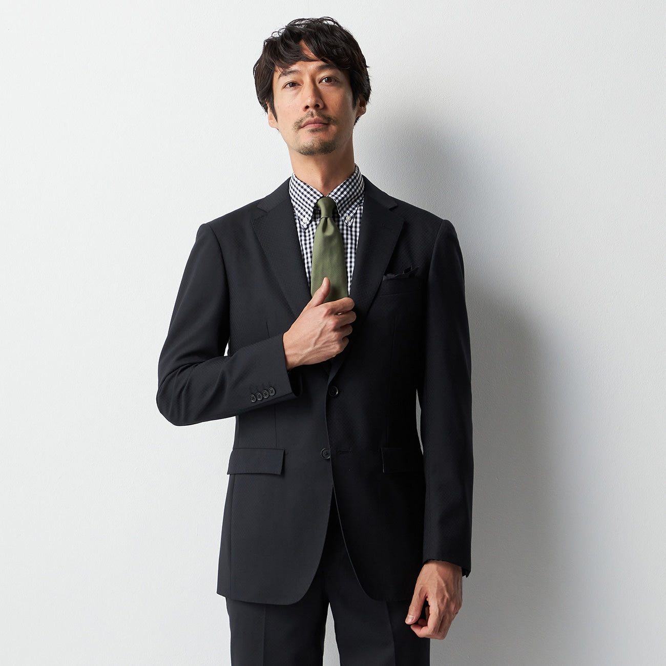 Wool Blend Textured Solid Suit - Black_17