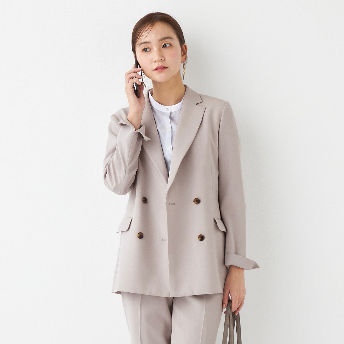 THE THIRD SUITS 雙排扣外套 - 米色_29