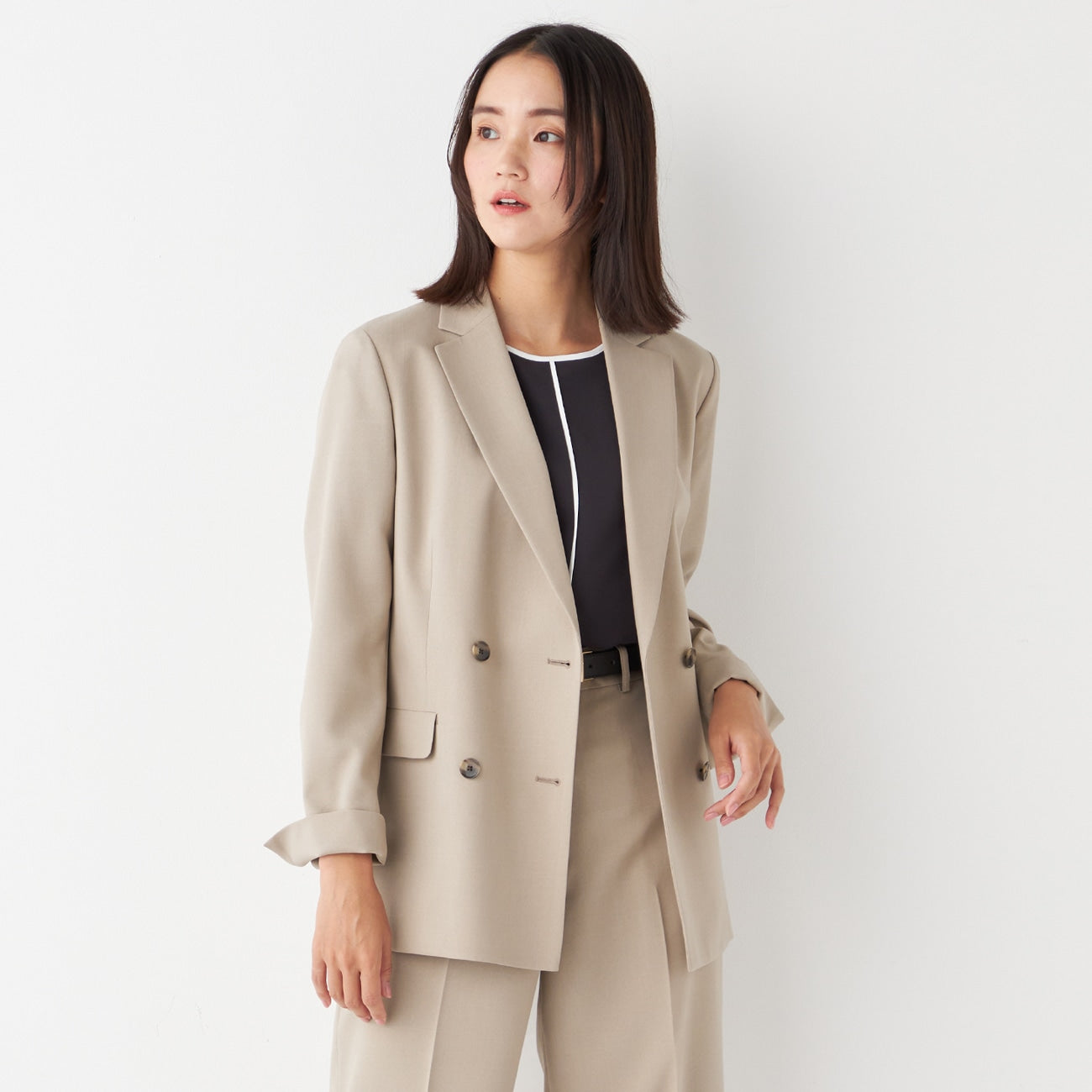 THE THIRD SUITS Double Breasted Jacket - Beige_18