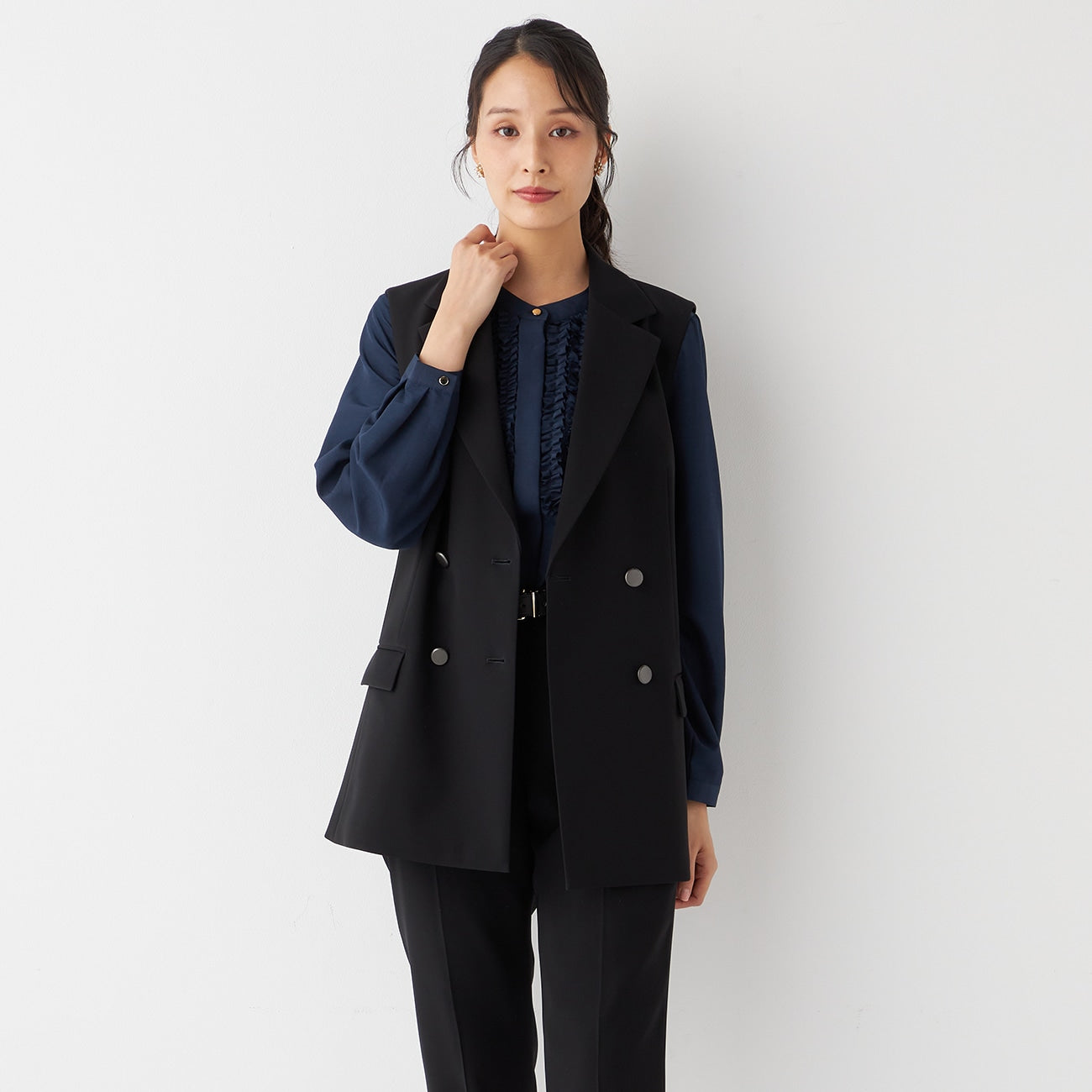 THE THIRD SUITS Double Breasted Vest - Black_16