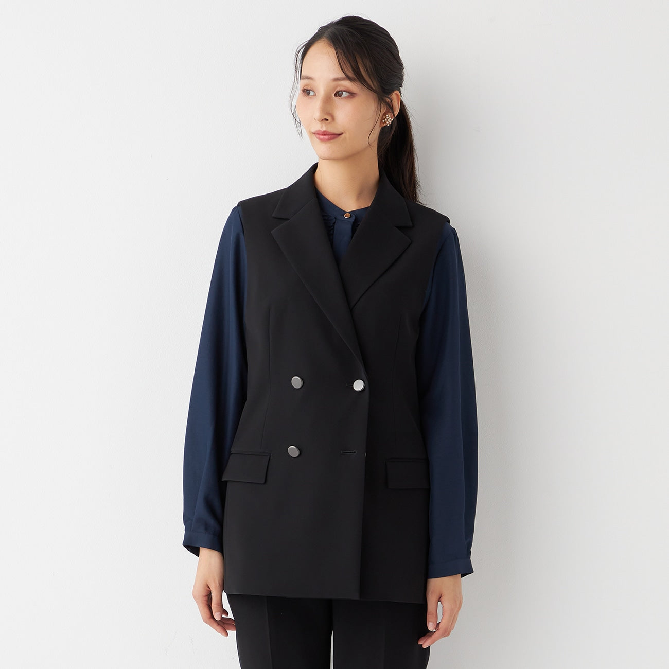 THE THIRD SUITS Double Breasted Vest - Black_18