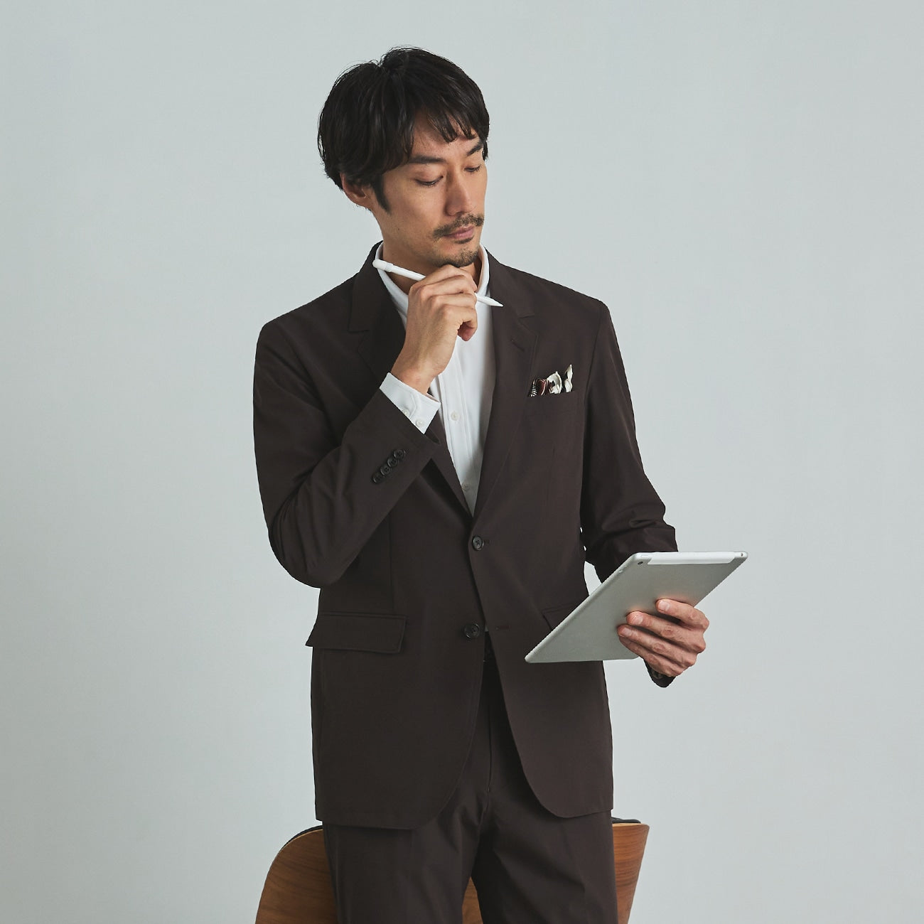 THE THIRD SUITS BIZSPO Water-Repellent尼龍 外套 - Brown_15