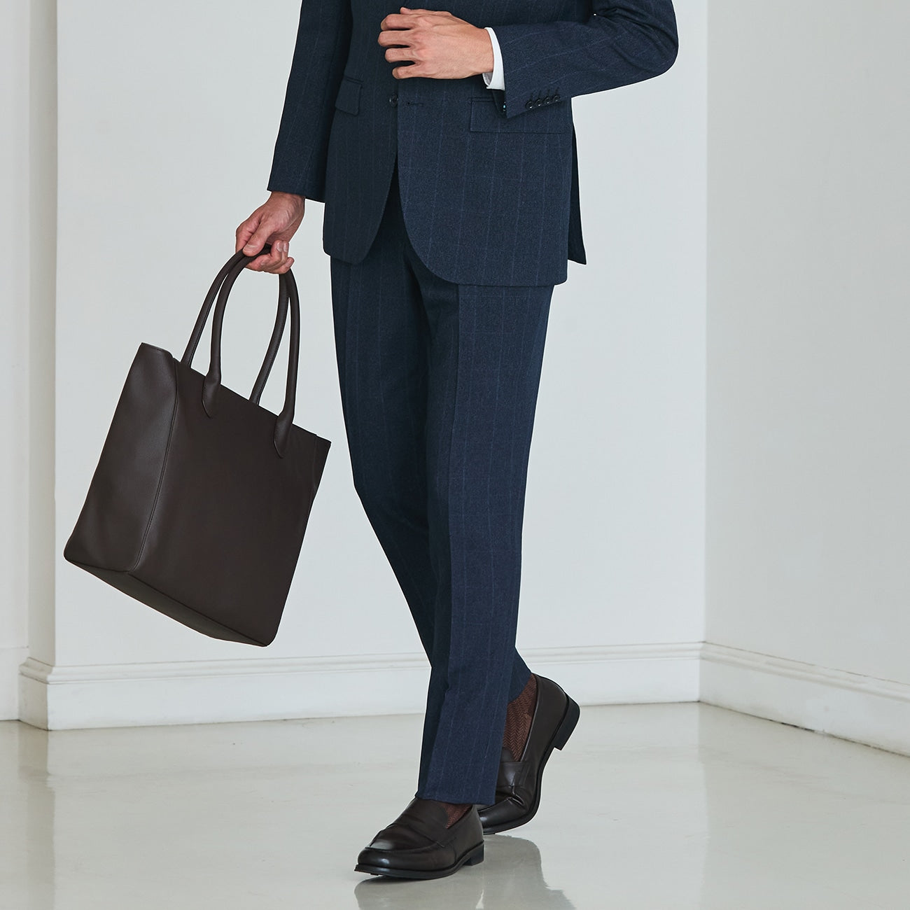 Water-Repellent Windowpane Pants - Navy_12