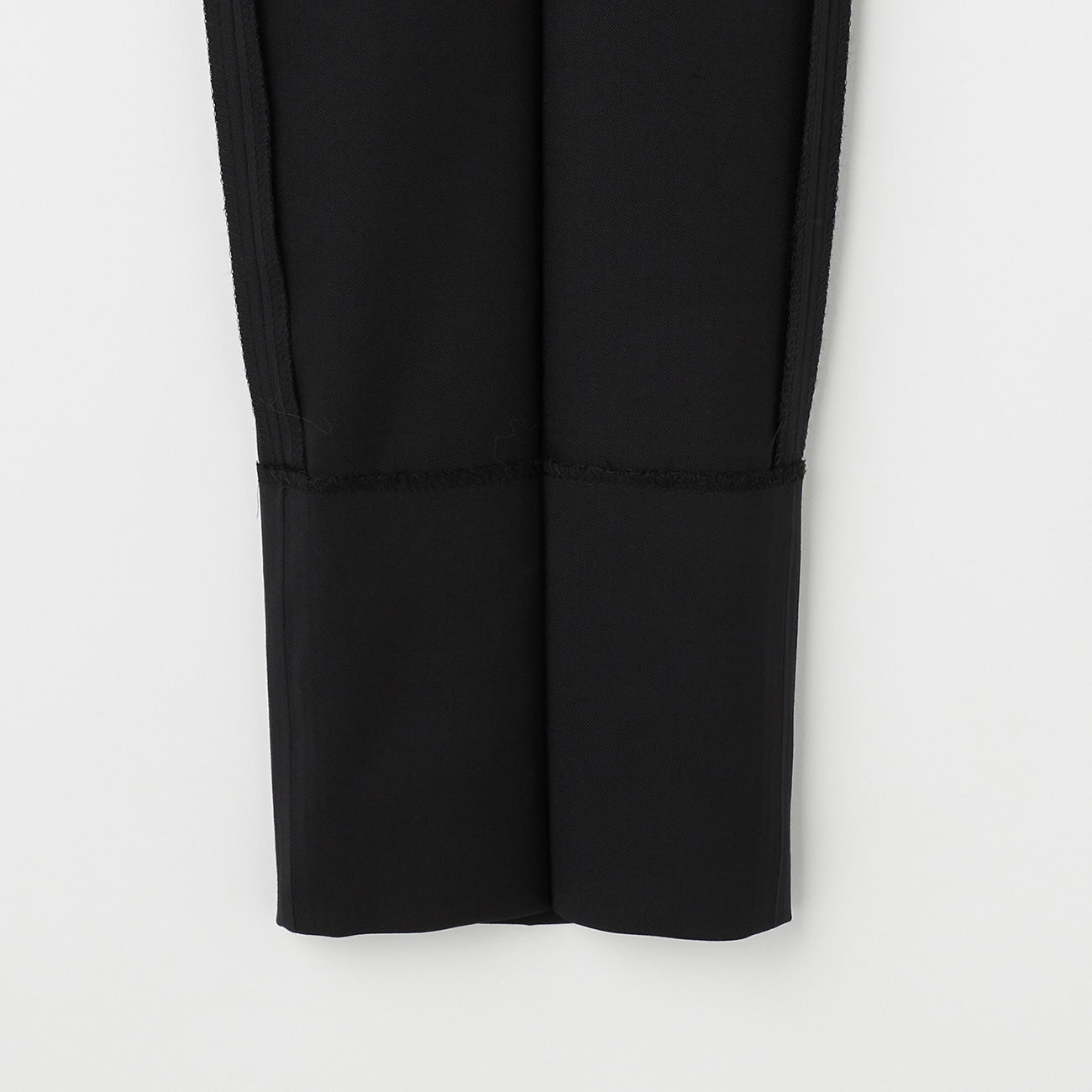 輕彈免燙舒適長褲 黑_17