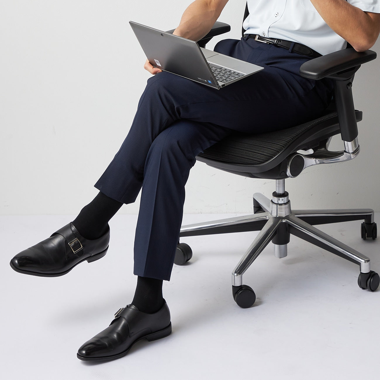 High Breathability Stripe Pants - Navy_14