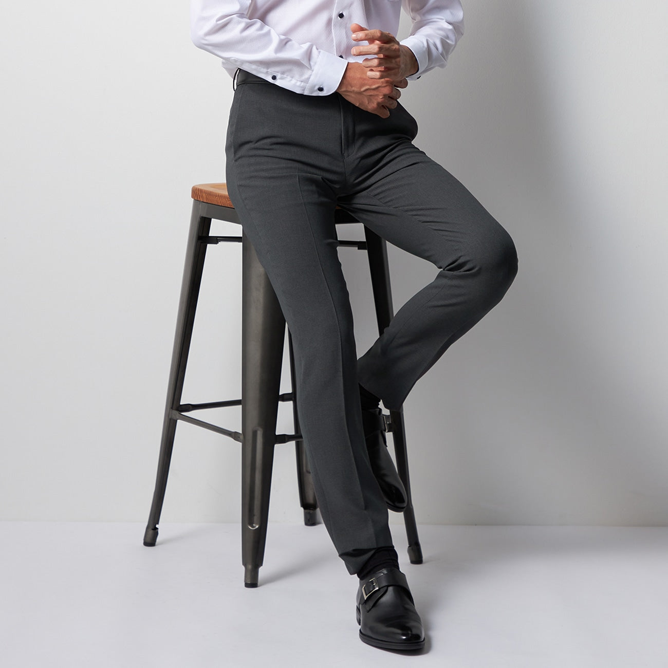 High Breathability Houndstooth Pants - Charcoal Gray_16