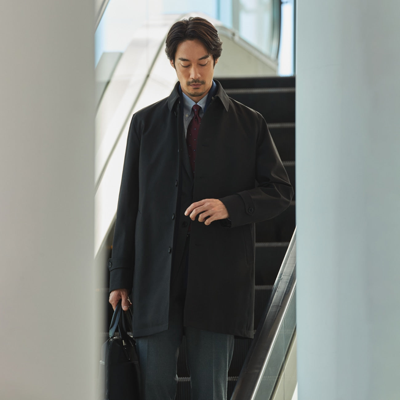 Water-Repellent Balmacaan Coat -  Black_14