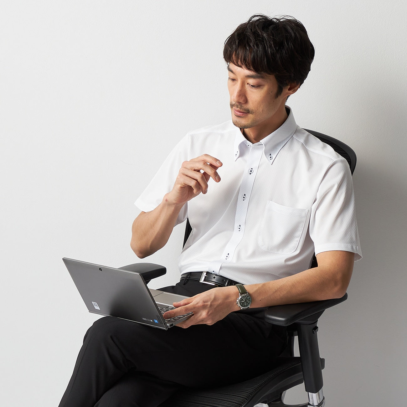 Super Cool Non-iron Button-down Short Sleeve Shirt - White_07