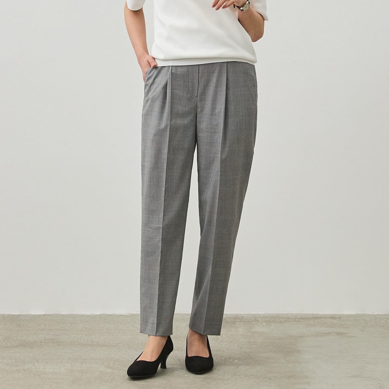 Airy Flamingo Pants - Medium Gray_12