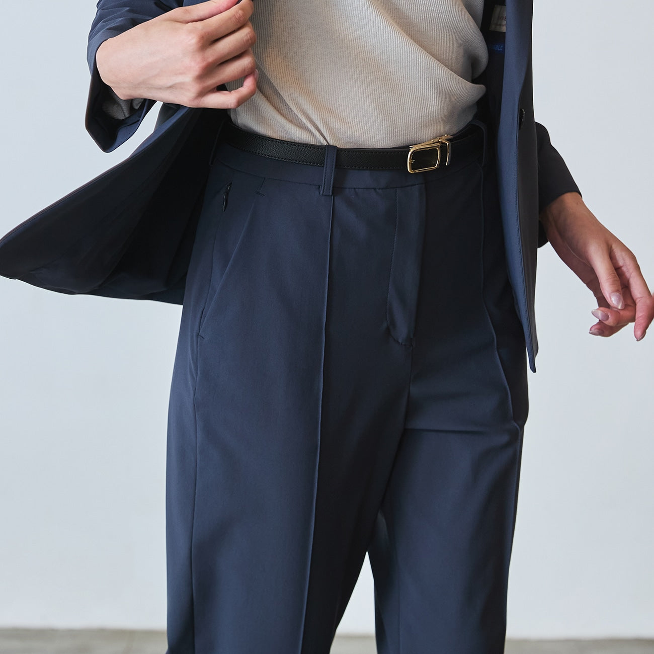THE THIRD SUITS BIZSPO 寬鬆褲 -深藍