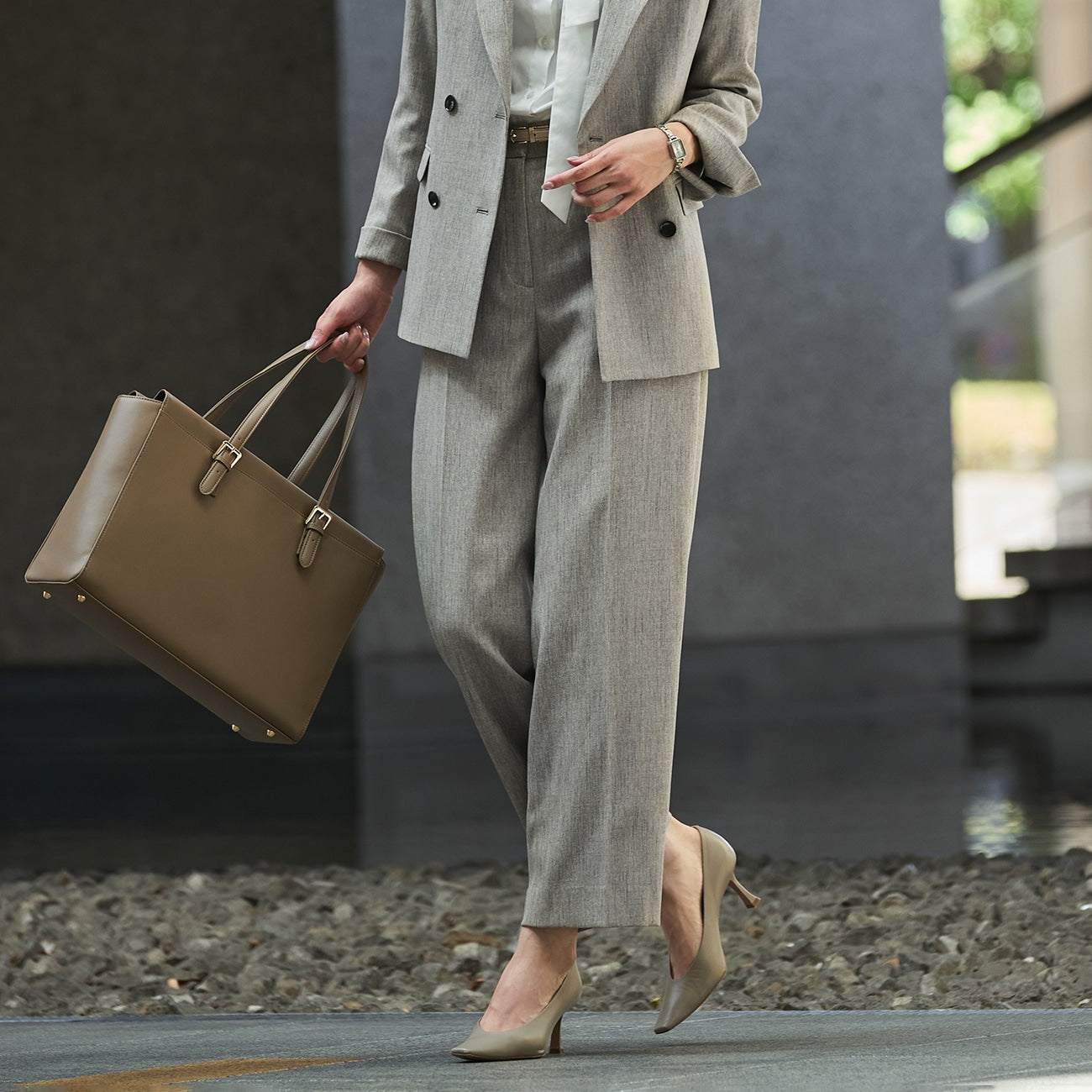 THE THIRD SUITS Shark Skin Wide Pants - Beige_16