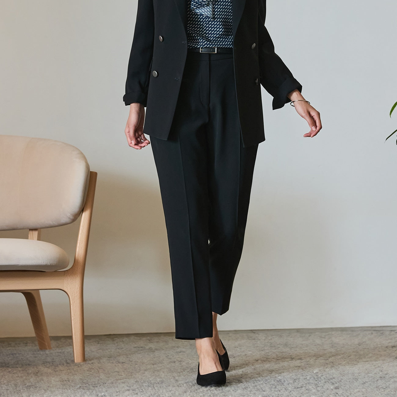 THE THIRD SUITS Cropped Pants - Black_15