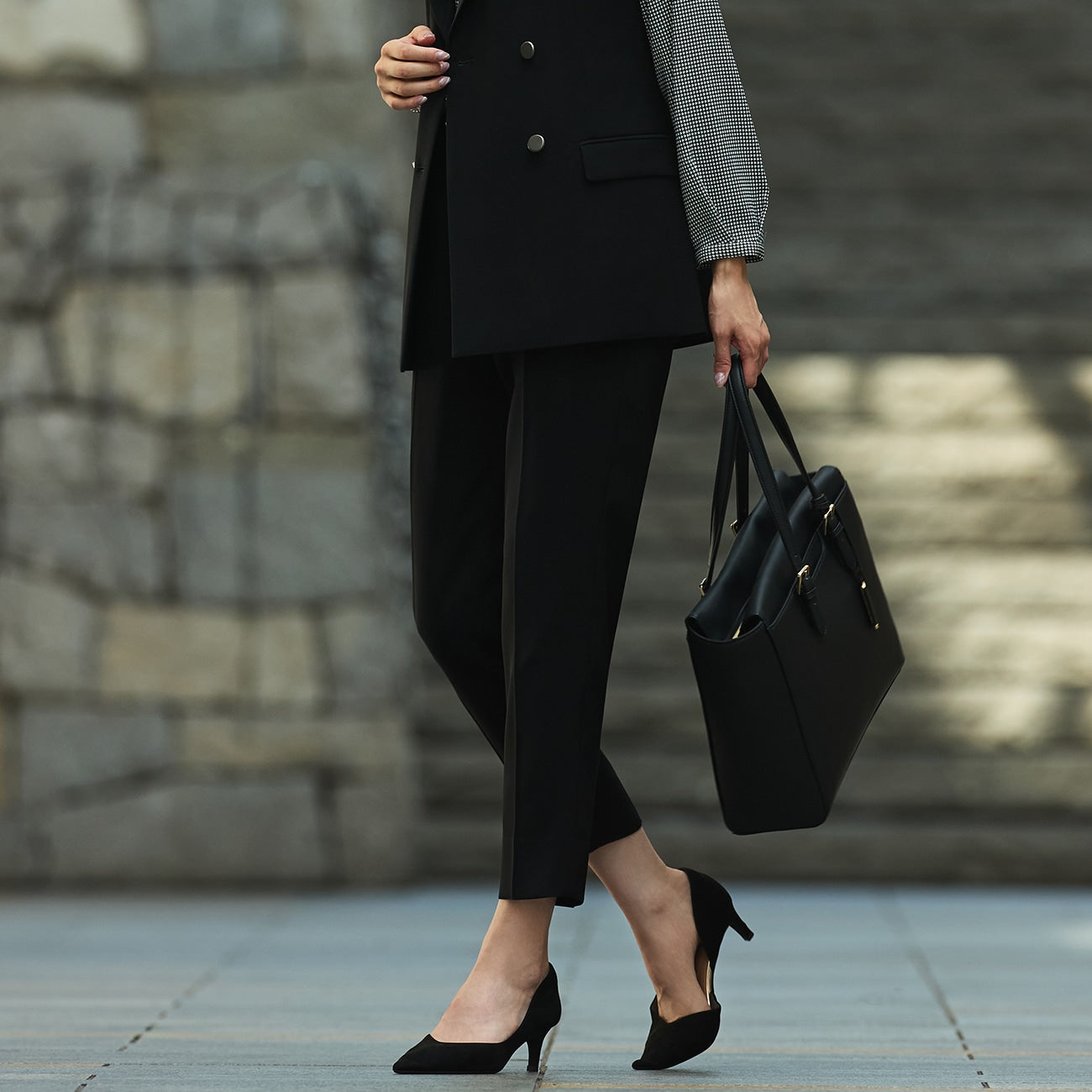 THE THIRD SUITS Cropped Pants - Black_16