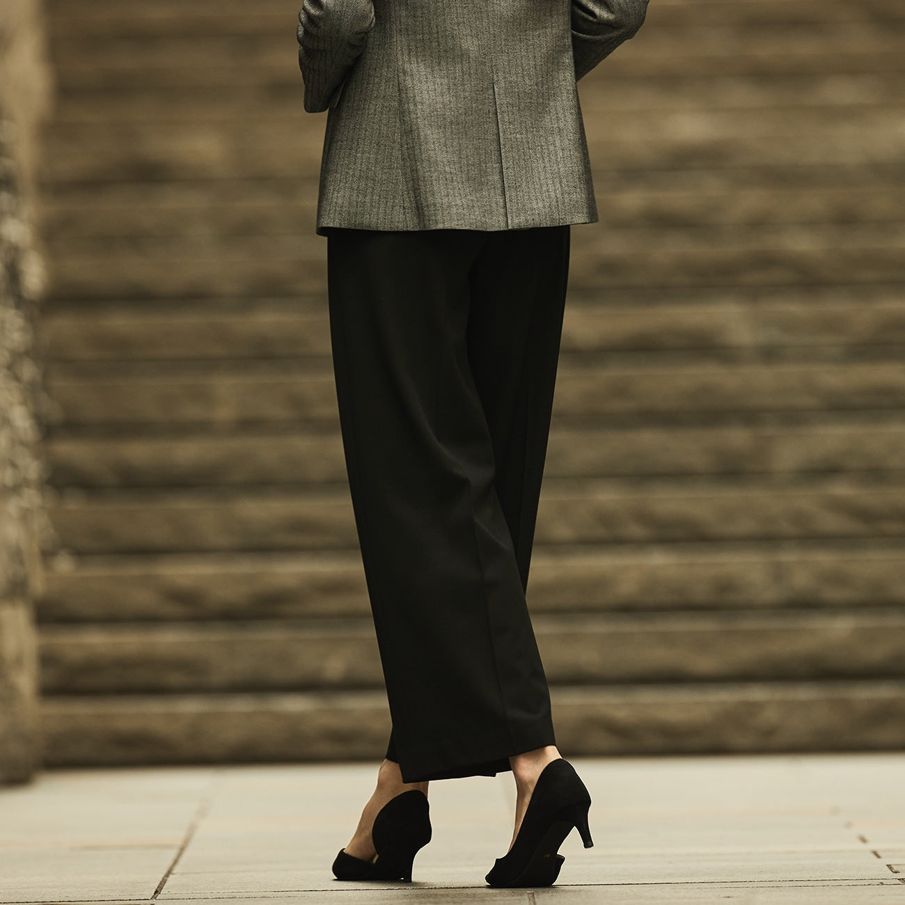 Flamingo Pleated Wide Pants - Black_23