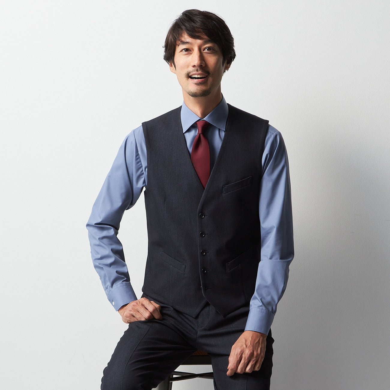 Denim-Like Reversible Vest - Navy_17
